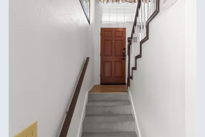 704 Meadowcreek Court, Garland, TX 75043 - Photo 13