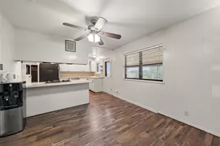 608 W Spring St, West, TX 76691 - Photo 7