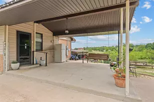 608 W Spring St, West, TX 76691 - Photo 21