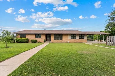 608 W Spring Street, West, TX 76691 - Photo 1