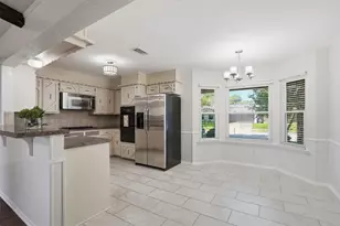 325 Navajo Dr, Keller, TX 76248 - Photo 13
