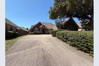 2817 Ingram Drive, Grand Prairie, TX 75052 - Photo 1