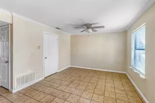 852 W Vanderbilt, Stephenville, TX 76401 - Photo 19