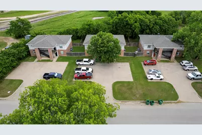 852 W Vanderbilt, Stephenville, TX 76401 - Photo 3