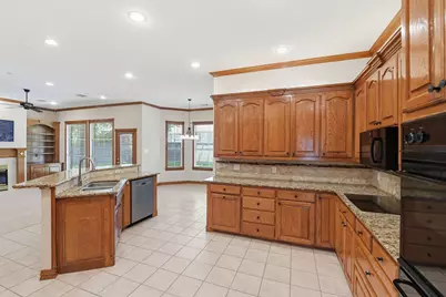 1020 Highland Oaks Drive, Southlake, TX 76092 - Photo 11