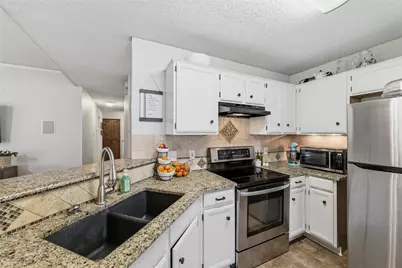 10609 Cobblestone Drive, Benbrook, TX 76126 - Photo 11