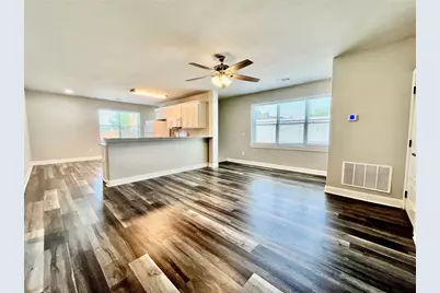 311 S Locust Street #205, Denton, TX 76201 - Photo 5
