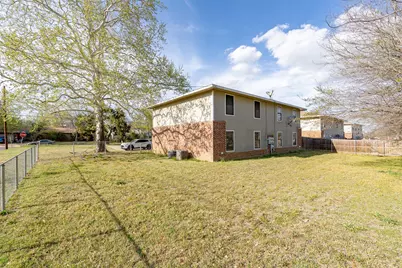 892 W Vanderbilt, Stephenville, TX 76401 - Photo 7