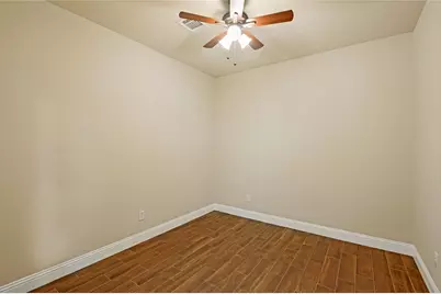 4252 Charles Road, Carrollton, TX 75010 - Photo 13