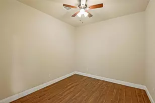 4252 Charles Rd, Carrollton, TX 75010 - Photo 13