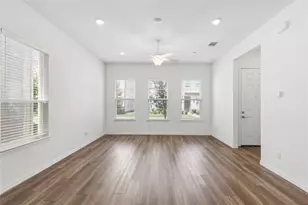 9924 Hennings St, Irving, TX 75063 - Photo 7