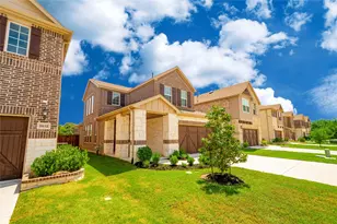 9828 Michael Irvin St, Irving, TX 75063 - Photo 3