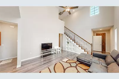 9828 Michael Irvin Street, Irving, TX 75063 - Photo 7