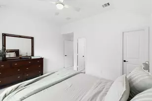 10720 Canoe Dr, Irving, TX 75019 - Photo 25