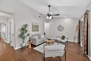 1200 Harwell Dr, Arlington, TX 76011 - Photo 1