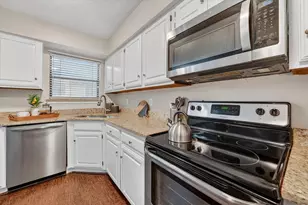 1200 Harwell Dr, Arlington, TX 76011 - Photo 5