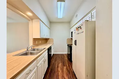 404 Benjamin Street, Denton, TX 76207 - Photo 5