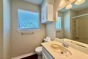 404 Benjamin St, Denton, TX 76207 - Photo 15