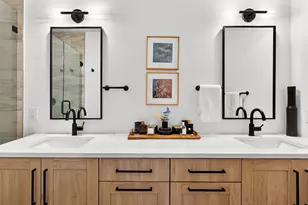 419 W 9th St, Dallas, TX 75208 - Photo 13