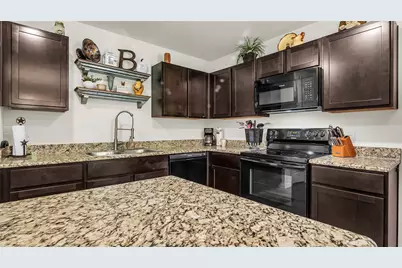 1521 W Gandy Street, Denison, TX 75020 - Photo 9