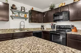 1521 W Gandy St, Denison, TX 75020 - Photo 9