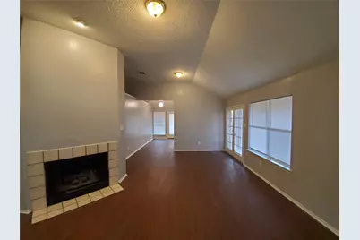 10212 Hillhouse Lane, Dallas, TX 75227 - Photo 3