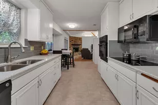 2611 Mintwood Pl, Arlington, TX 76016 - Photo 9
