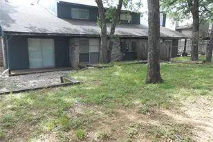1920 Crooked Ln, Fort Worth, TX 76112 - Photo 15