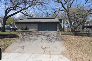 1920 Crooked Ln, Fort Worth, TX 76112 - Photo 1