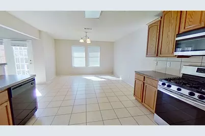 478 Clearbranch Drive, Lancaster, TX 75146 - Photo 5