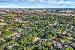 1103 Bellaire Dr, Grapevine, TX 76051 - Photo 11