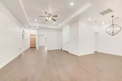2706 Lenway Street, Dallas, TX 75215 - Photo 3
