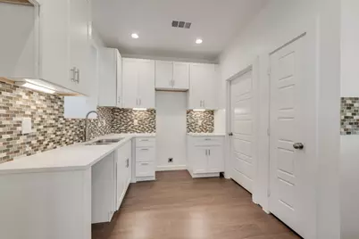 2706 Lenway Street, Dallas, TX 75215 - Photo 27