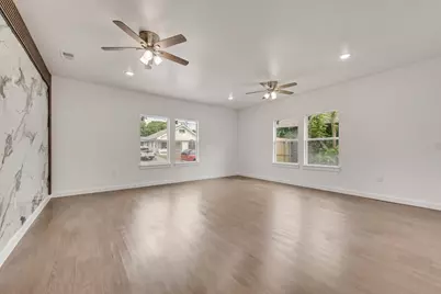 2706 Lenway Street, Dallas, TX 75215 - Photo 17