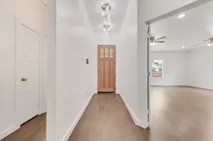2706 Lenway St, Dallas, TX 75215 - Photo 23