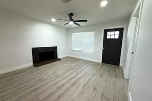 2324 Brockbank Dr, Irving, TX 75062 - Photo 5