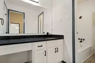 7152 Fair Oaks Ave, Dallas, TX 75231 - Photo 31