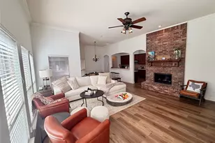 10261 Limbercost Ln, Frisco, TX 75035 - Photo 3