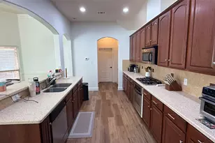 10261 Limbercost Ln, Frisco, TX 75035 - Photo 5