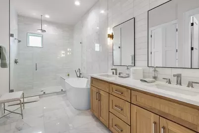 218 E Dallas Road #104, Grapevine, TX 76051 - Photo 25
