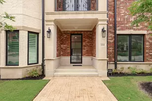 218 E Dallas Rd, Grapevine, TX 76051 - Photo 3