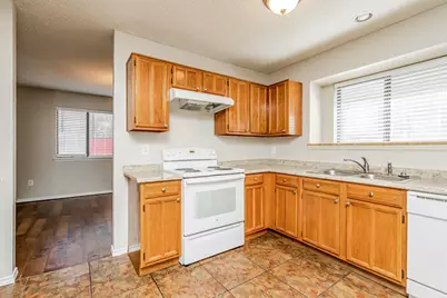 2661 Claremont Drive, Grand Prairie, TX 75052 - Photo 7
