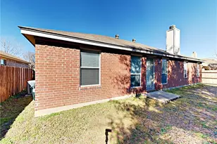 960 Crowder Dr, Crowley, TX 76036 - Photo 13