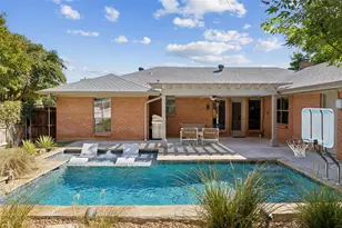 10 Valley Wood Ct, Trophy Club, TX 76262 - Photo 3