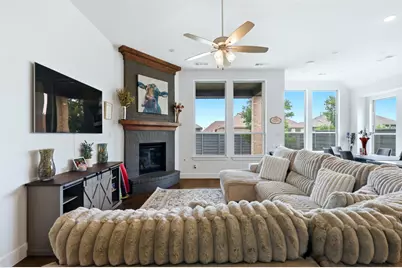613 Oakmoss Street, Little Elm, TX 76227 - Photo 11