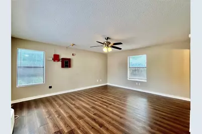 701 W Sycamore Street #109, Denton, TX 76201 - Photo 3