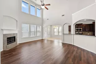 8124 Black Sumac Dr, Fort Worth, TX 76131 - Photo 3