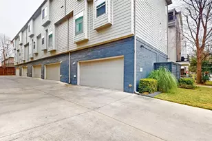 5811 Bryan Pkwy, Dallas, TX 75206 - Photo 3