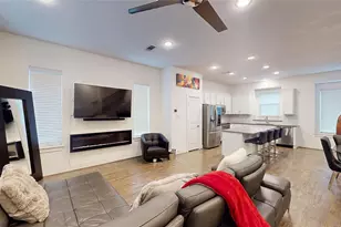 5811 Bryan Pkwy, Dallas, TX 75206 - Photo 13