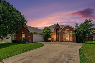 2005 Merritt Way, Arlington, TX 76018 - Photo 1
